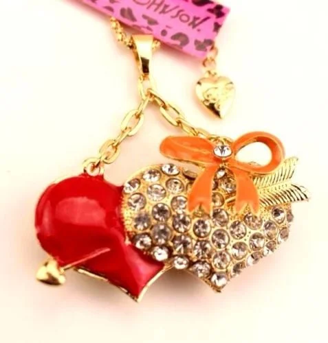 Betsey Johnson Hearts Pendant